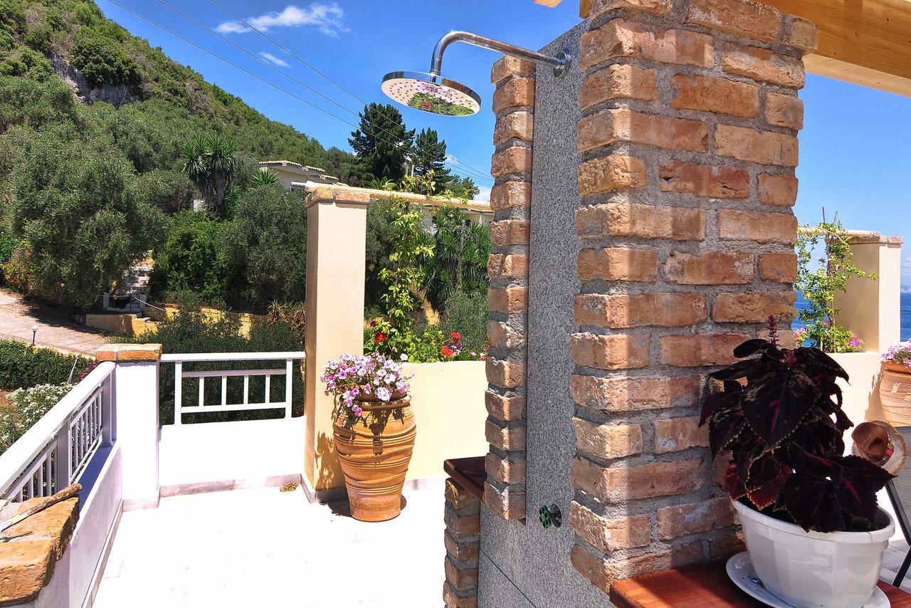 Veroniki Penthouse Deluxe Apartment Agios Ioannis Peristeron  Luaran gambar