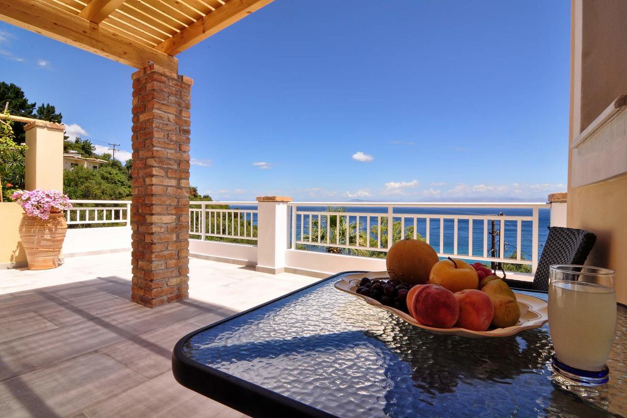 Veroniki Penthouse Deluxe Apartment Agios Ioannis Peristeron  Luaran gambar
